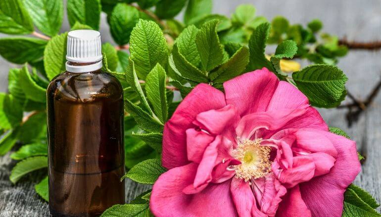 essential oil and flower 