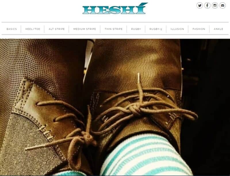 heshi screenshot with striped socks and brown shoes